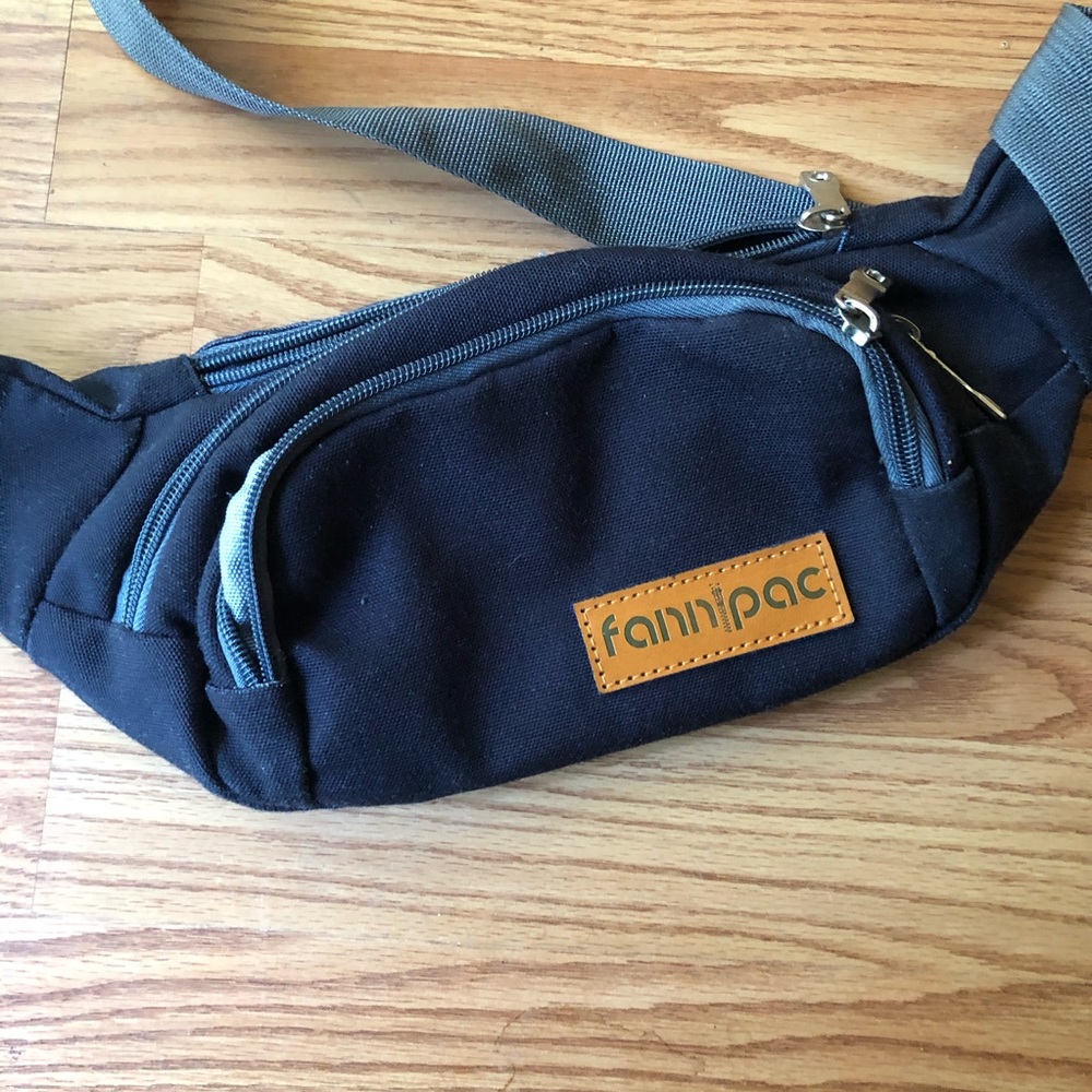 NEW! Black Fannipac